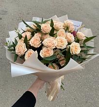 Букет Кремовые розы Латте в Бавлах