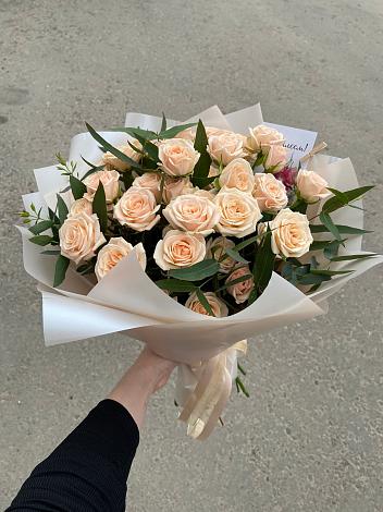 Букет Кремовые розы Латте в Бавлах
